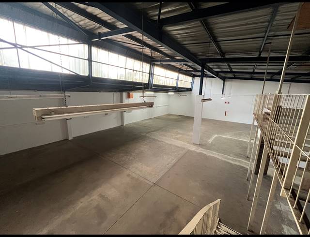 315M² WAREHOUSE TO LET IN EASTLEIGH
